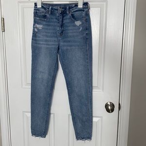 ripped stretch mom jeans